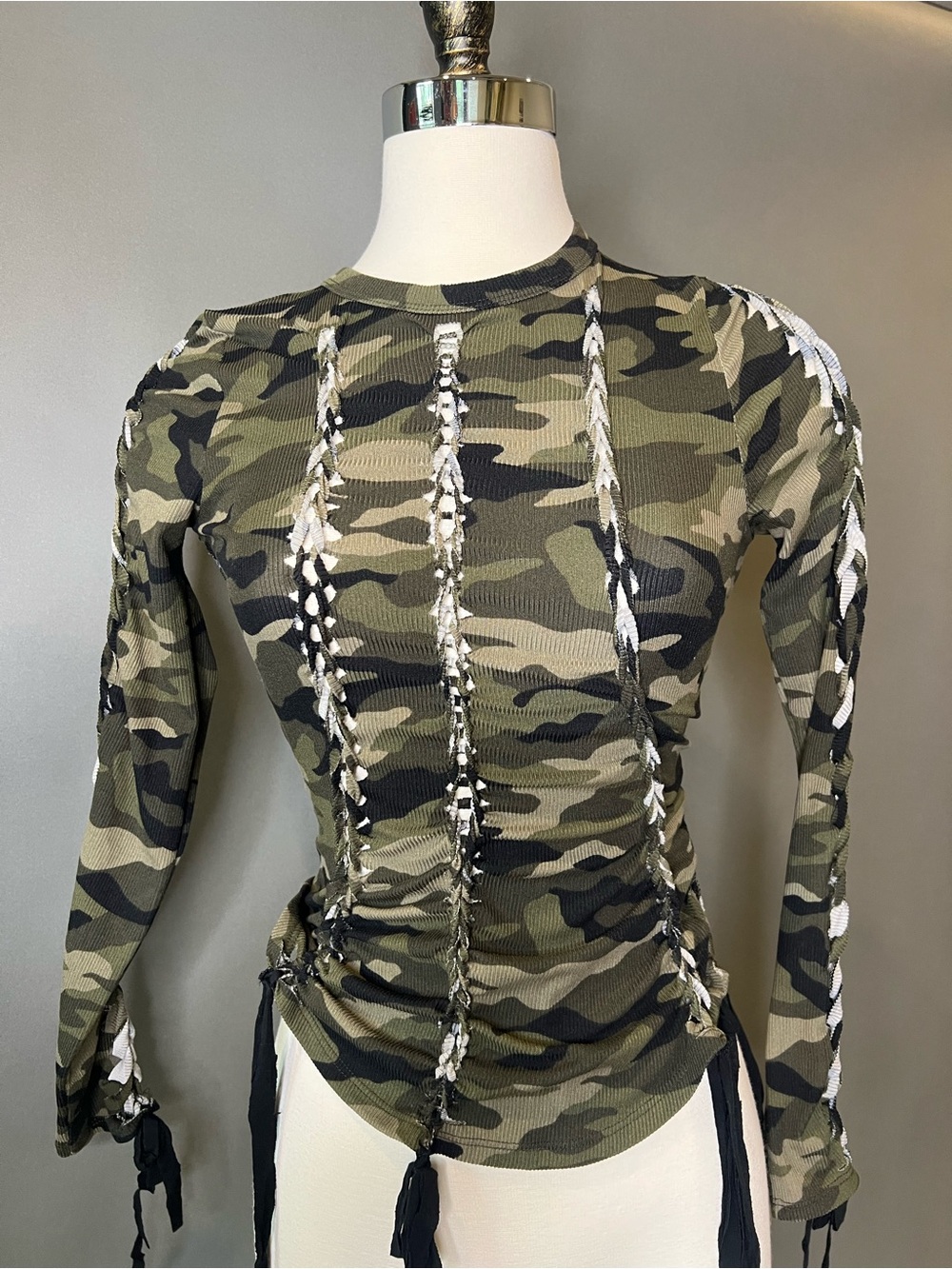 Camo Ruched Long-Sleeve Top - Green Camouflage